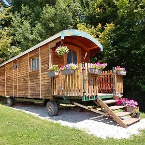 La Roulotte De Fleur , Saint-Sauveur (Isere) France