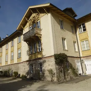 ferienappartement-knigliche-villa-berchtesgaden.com-bavaria.com/